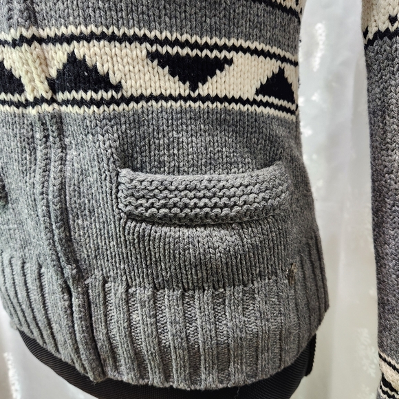 Aritzia TNA 'What I Love' Lambswool Shawl Neck Sweater Full-Zip Cardigan (S) - Picture 9 of 16